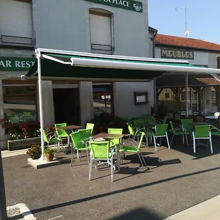 Hotel De La Place 2*
